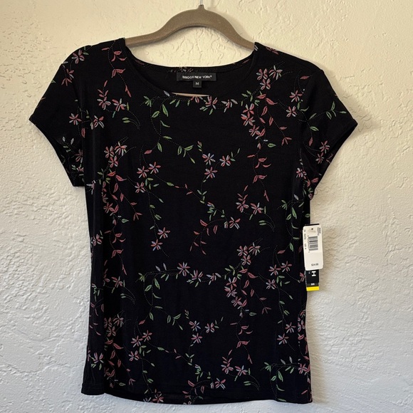 Briggs New York Tops - NWT Briggs Crewneck Black Floral Stretch T Shirt Top M